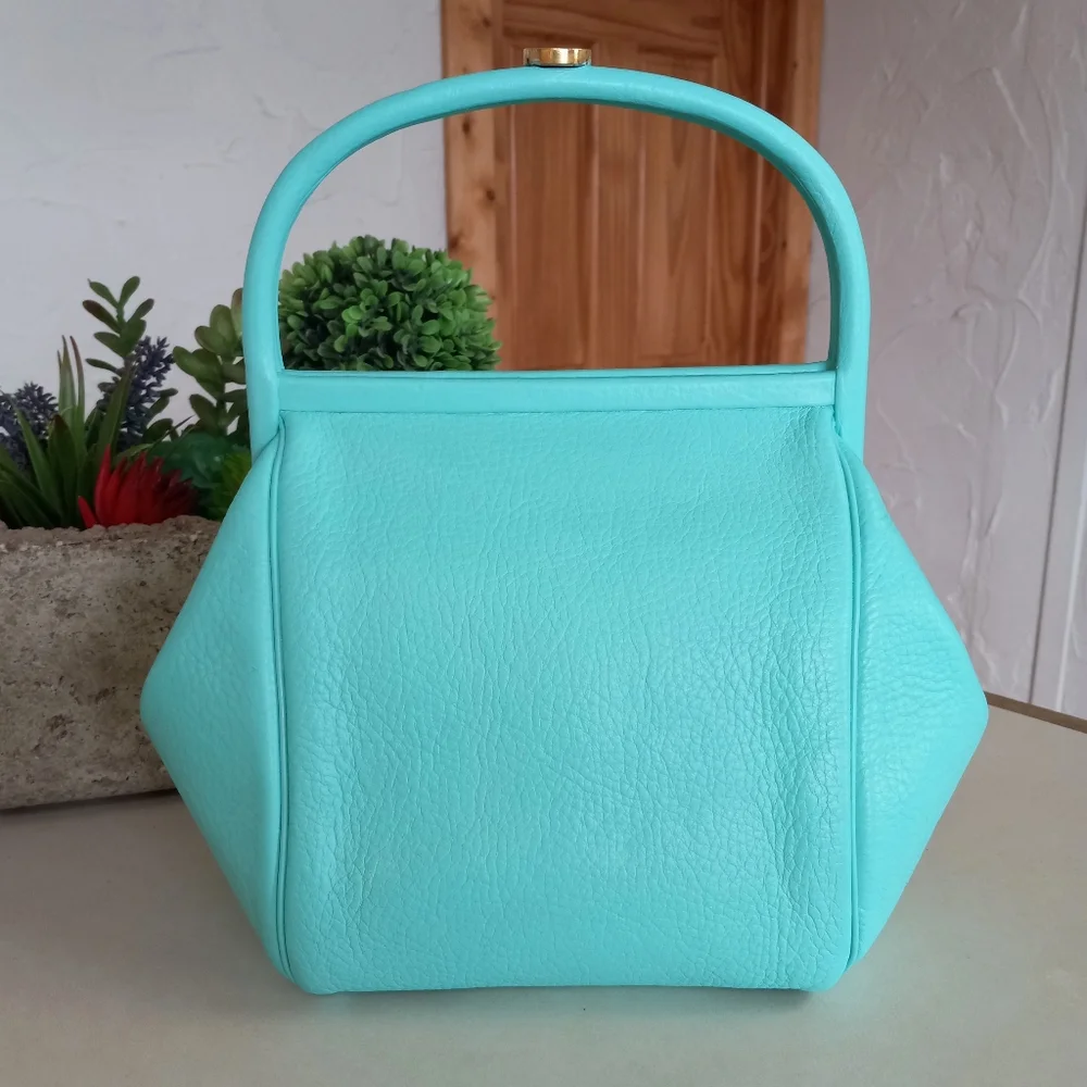 Lou Taylor 1970's, Vintage Frame Style, Top Clip Bag